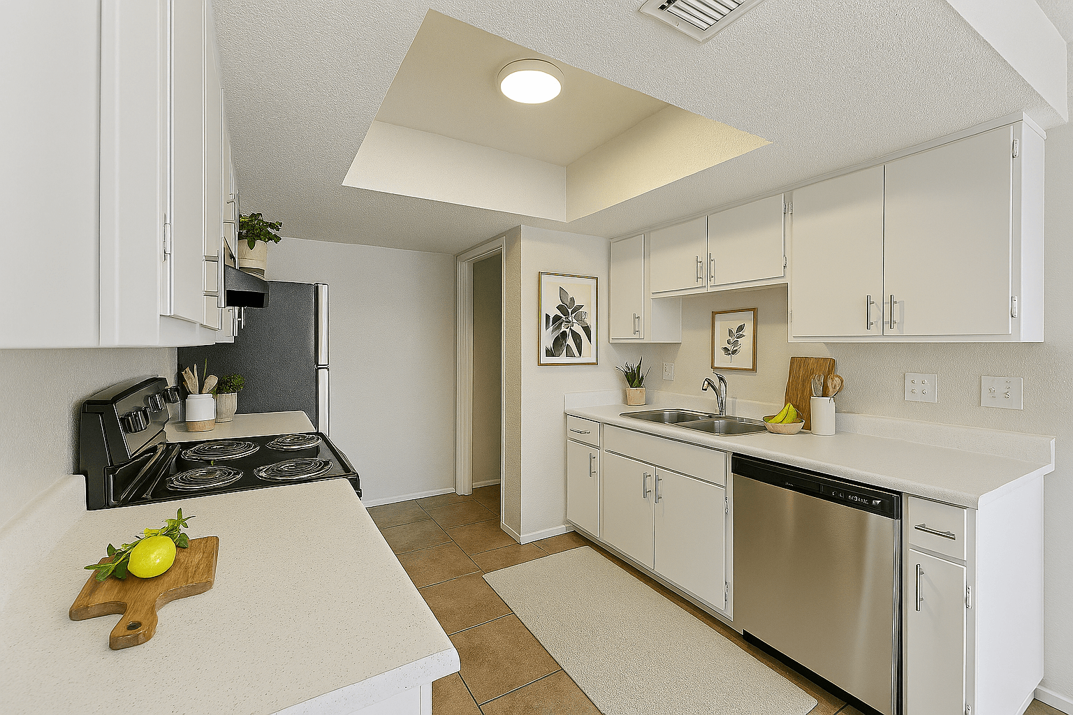 Woodridge Manor photo 4